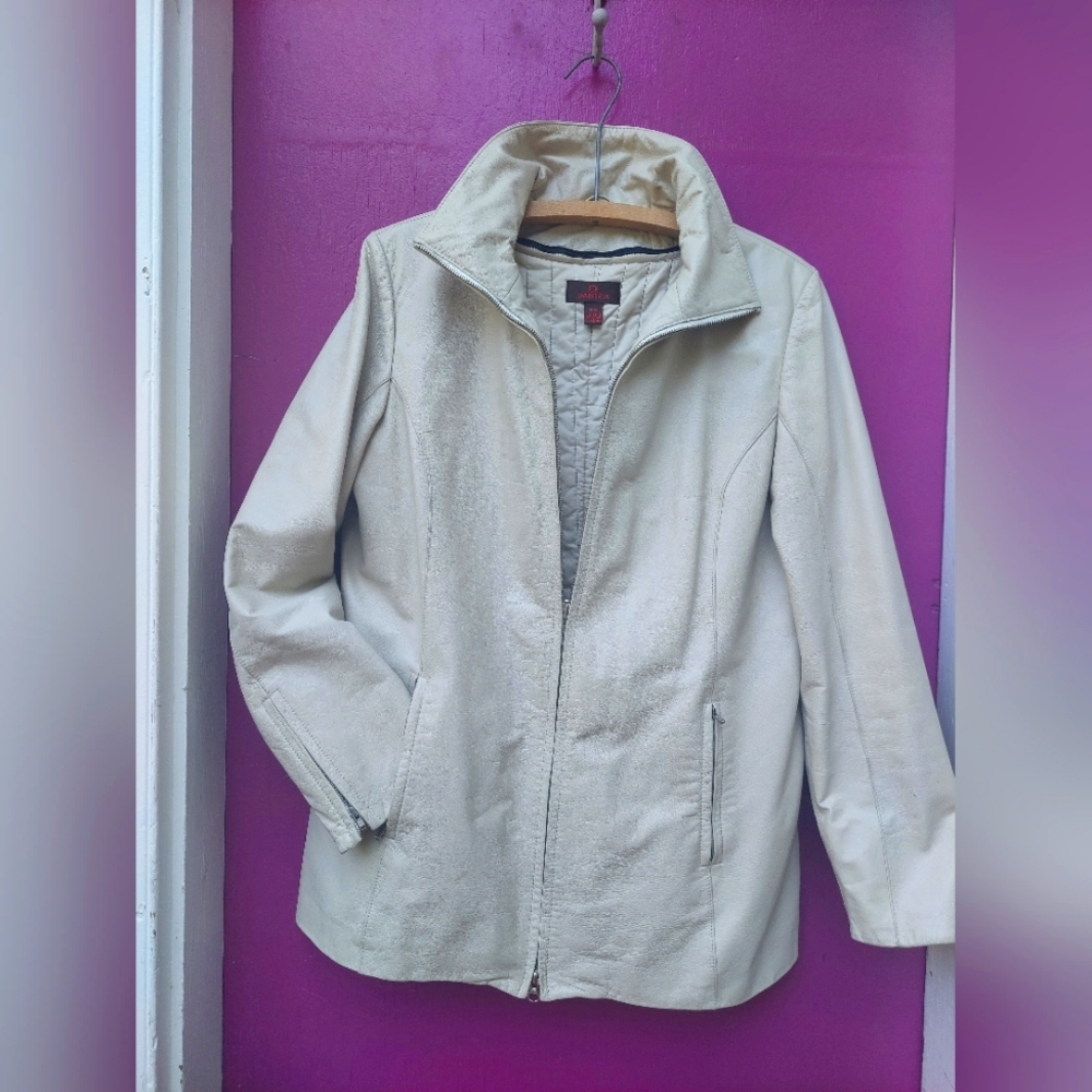 Danier cream leather jacket, M,  lined, with extra zip-out winter lining